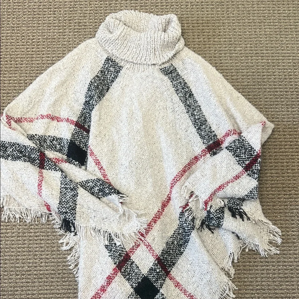 NEW Burberry Cream Plaid Turtleneck Poncho - Picture 3 of 5